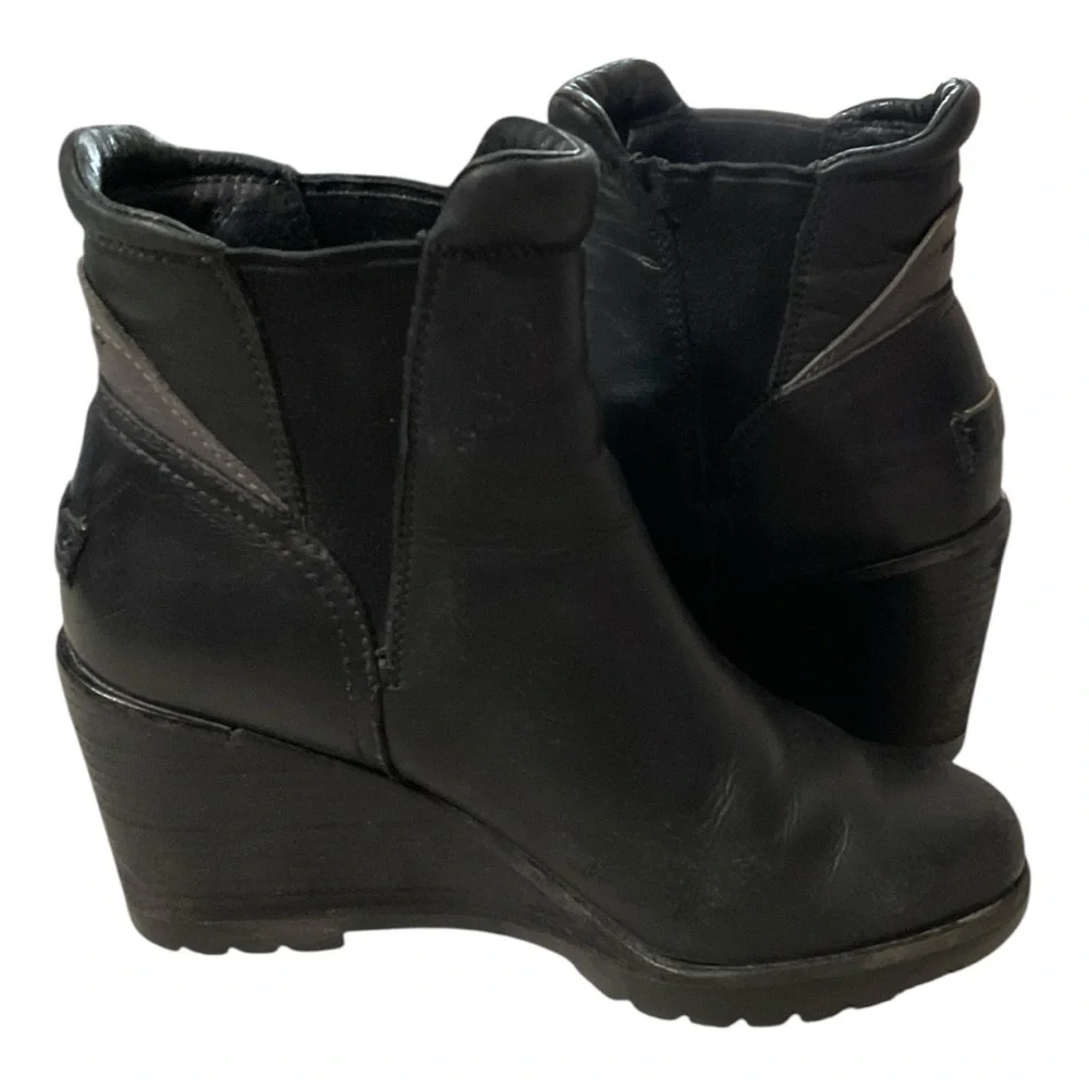 Sorrel After Hours Chelsea Wedge Boots Size 6